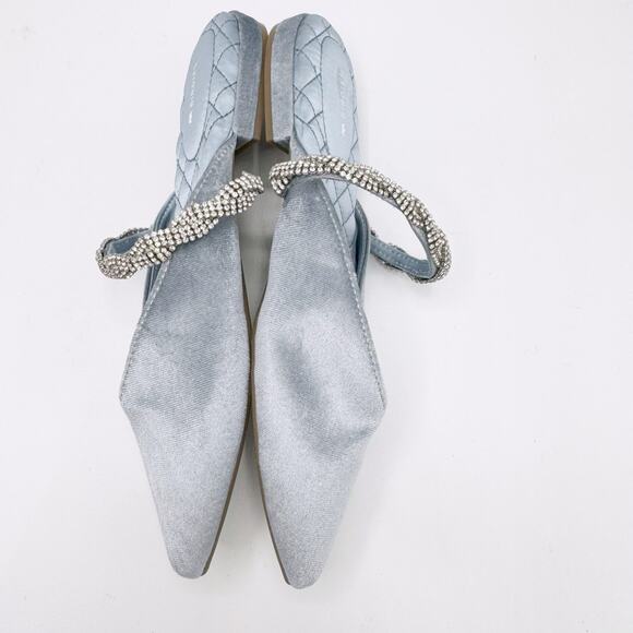 Birdies Swan Flat in Bluebell - Picture 5 of 10